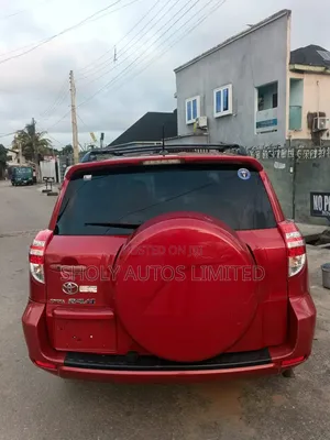 Toyota RAV4 2011 Red