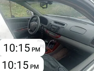 Toyota Camry 2005 Silver