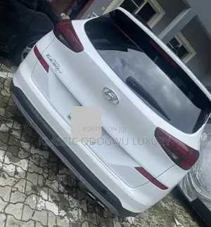 Hyundai Tucson Limited AWD 2019 White
