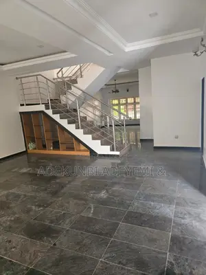 4bdrm Duplex in River Park Estate, Lugbe District for rent