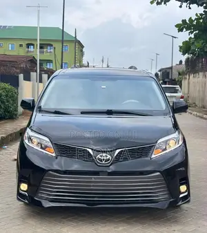 Toyota Sienna XLE 7 Passenger 2012 Black