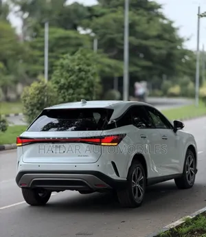 New Lexus RX 2025 White