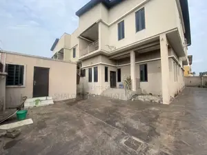 4bdrm Duplex in Gateway Zone Estate for rent