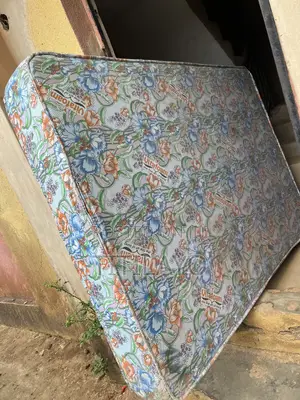 4by6 Vitafoam Mattress