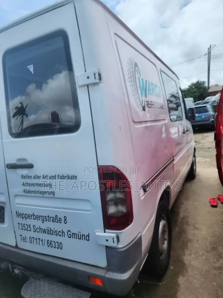 Mercedes-Benz Sprinter 2006 White