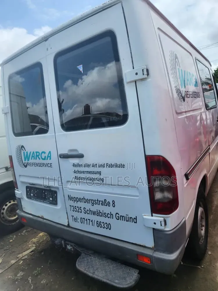 Mercedes-Benz Sprinter 2006 White