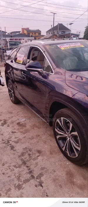 Lexus RX 2022 Blue