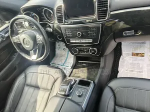 Mercedes-Benz GLE-Class 2018 Black