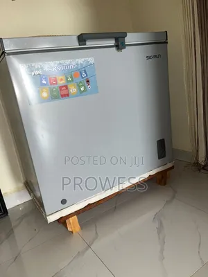 Skyrun Deep Freezer 200litre