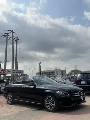 Mercedes-Benz C300 2016 Black