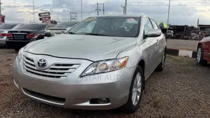 Toyota Camry LE 4dr Sedan (2.4L 4cyl 5A) 2008 Silver