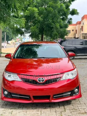 Toyota Camry 2014 Red