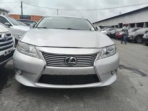 Lexus ES 2015 Silver