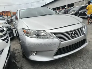 Lexus ES 2015 Silver