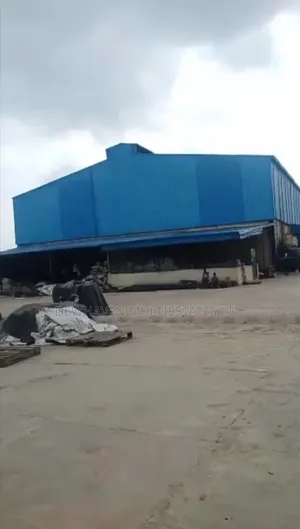 Factory Warehouse With Staff House for Sale