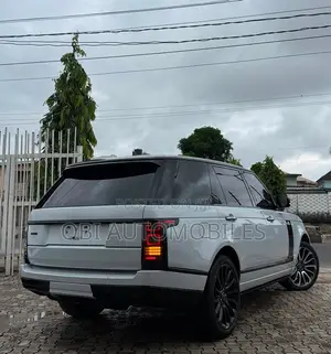 Land Rover Range Rover Vogue 2016 White