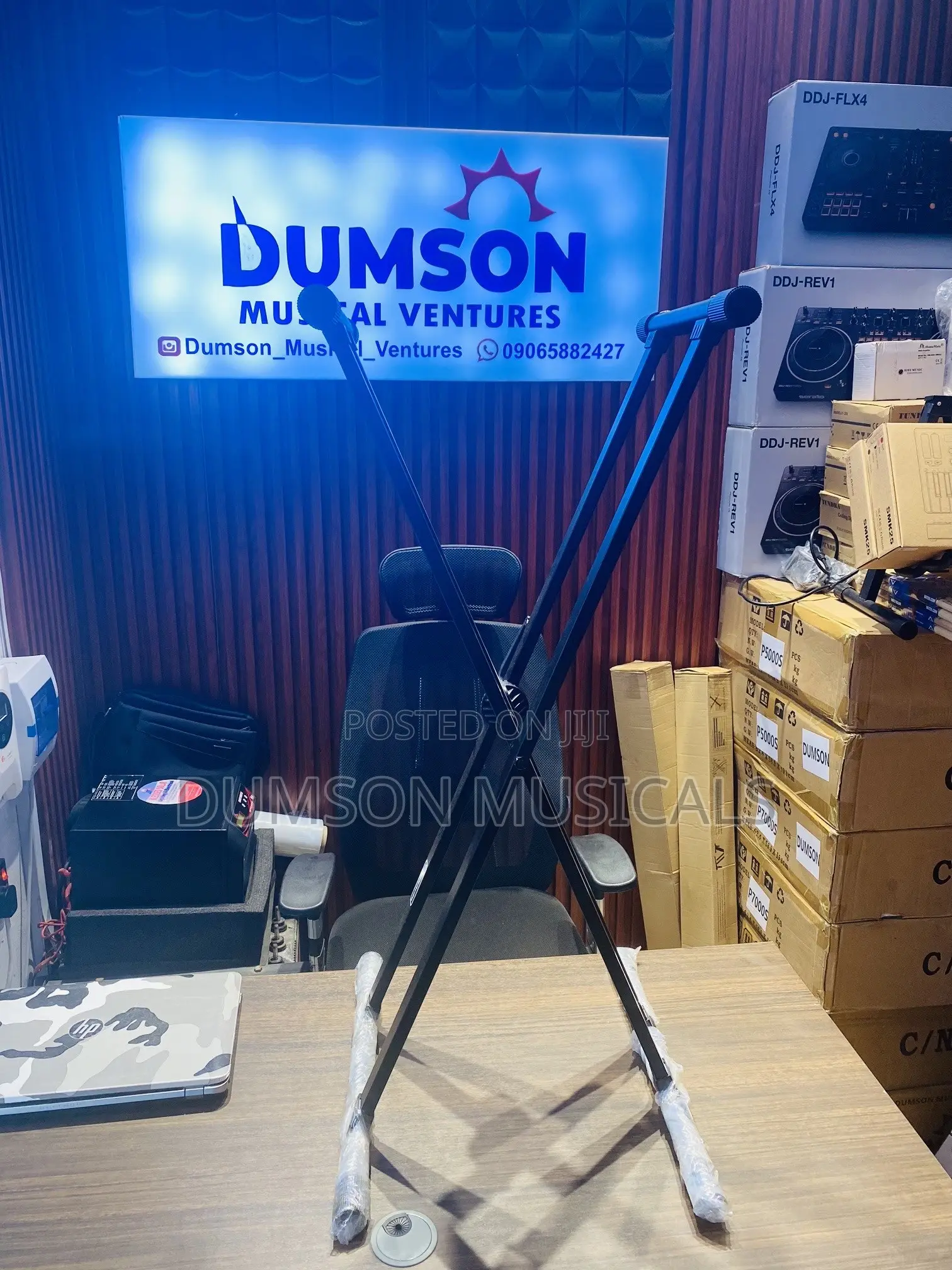 Strong Professional Keyboard Stand
