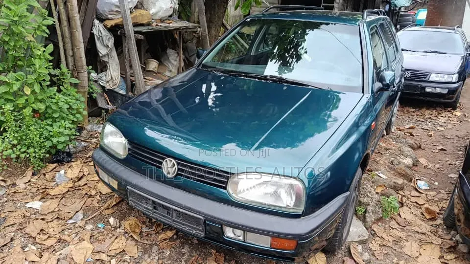 Volkswagen Golf 1999 Green