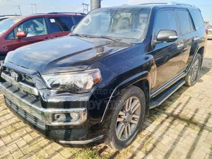 Toyota 4-Runner 2012 Black