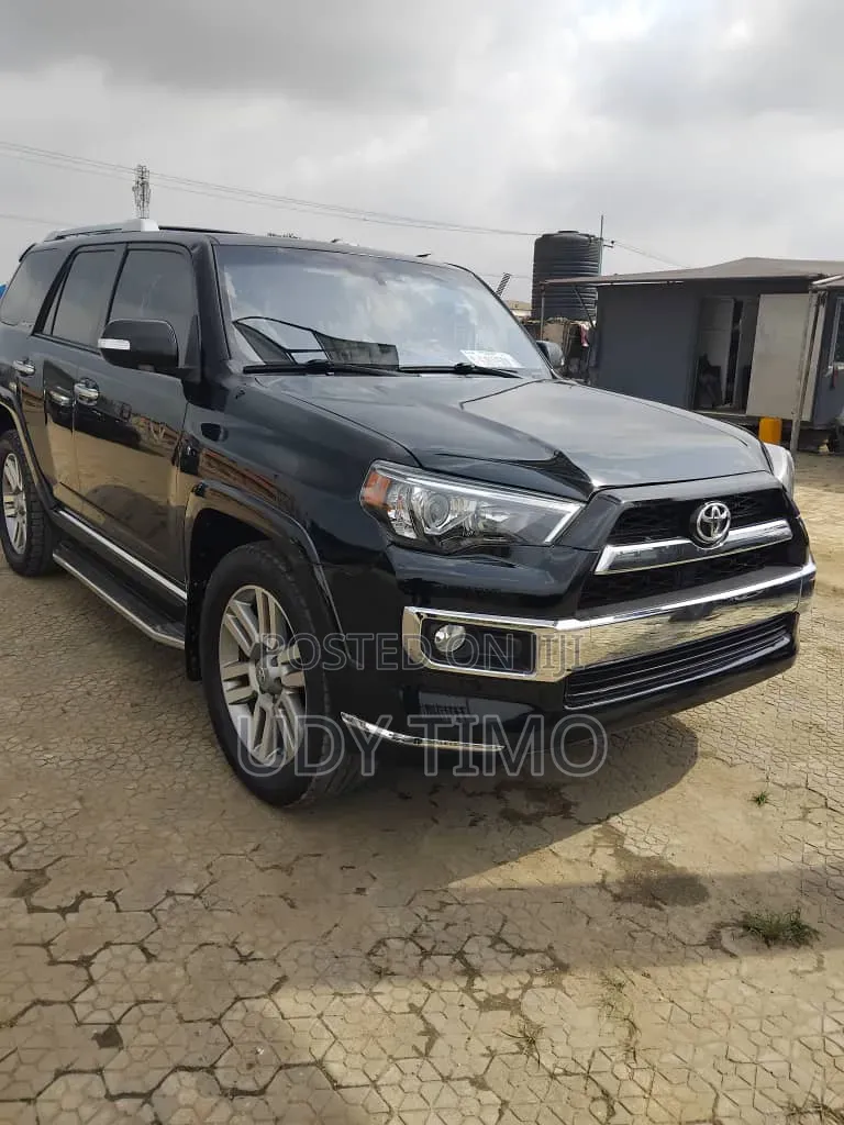 Toyota 4-Runner 2012 Black
