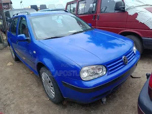 Volkswagen Golf 2004 Blue