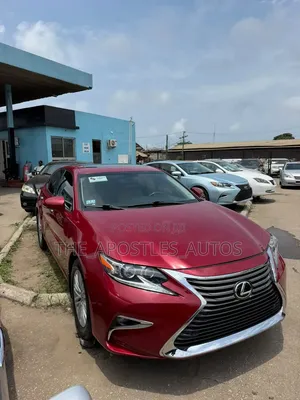 Lexus ES 2015 Red