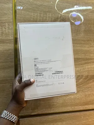 Apple iPad Pro 11 (2025) 256 GB Black