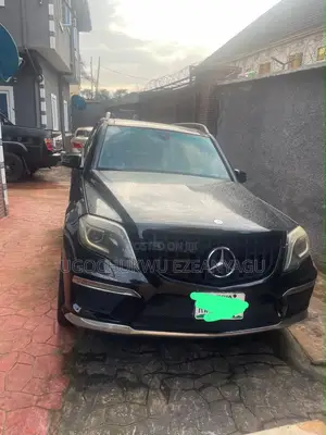 Mercedes-Benz GLK-Class 350 2010 Black