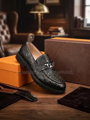 Premium Loafers in Black and Brown