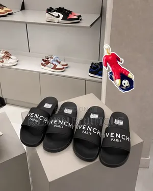 Luxury Men Givenchy Slide