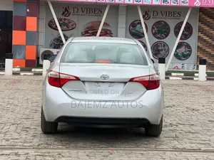 Toyota Corolla 2016 Silver
