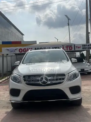 Mercedes-Benz GLE-Class 2017 White