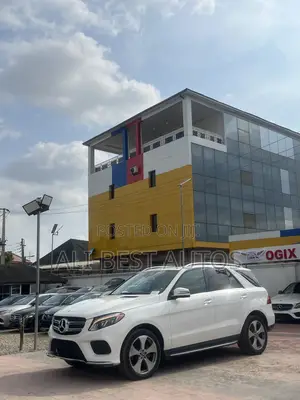 Mercedes-Benz GLE-Class 2017 White