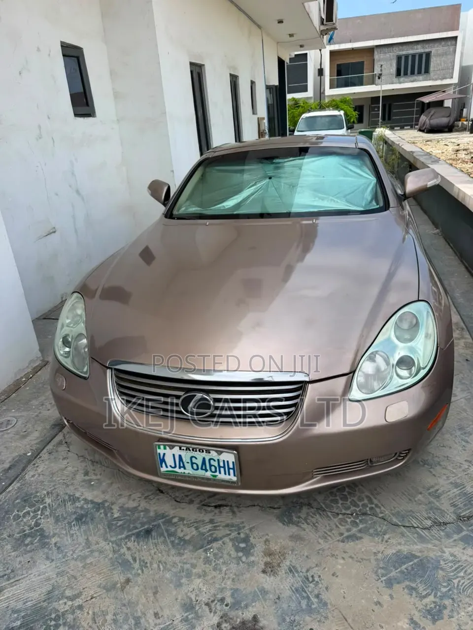 Lexus SC 2005 Gold