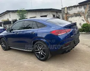 Mercedes-Benz GLE-Class 2021 Blue