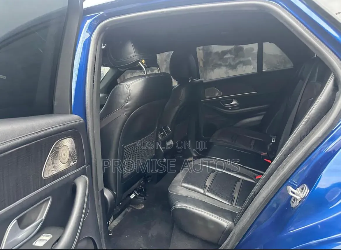 Mercedes-Benz GLE-Class 2021 Blue