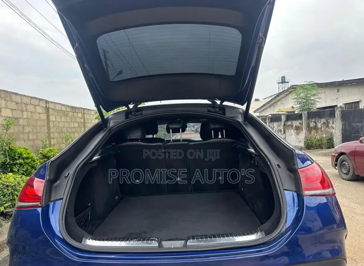 Mercedes-Benz GLE-Class 2021 Blue