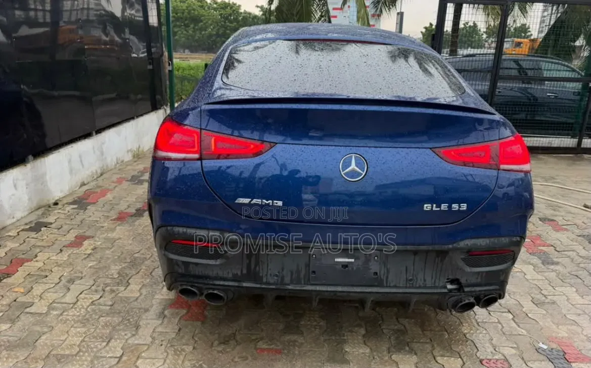 Mercedes-Benz GLE-Class 2021 Blue