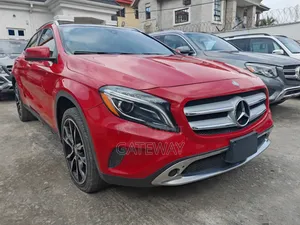 Mercedes-Benz GLA-Class 2017 Red