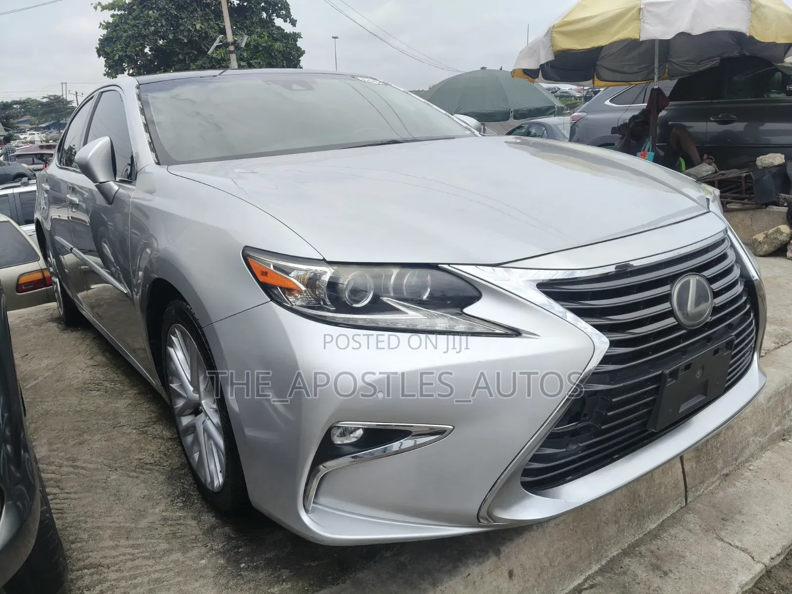 Lexus ES 2017 Silver