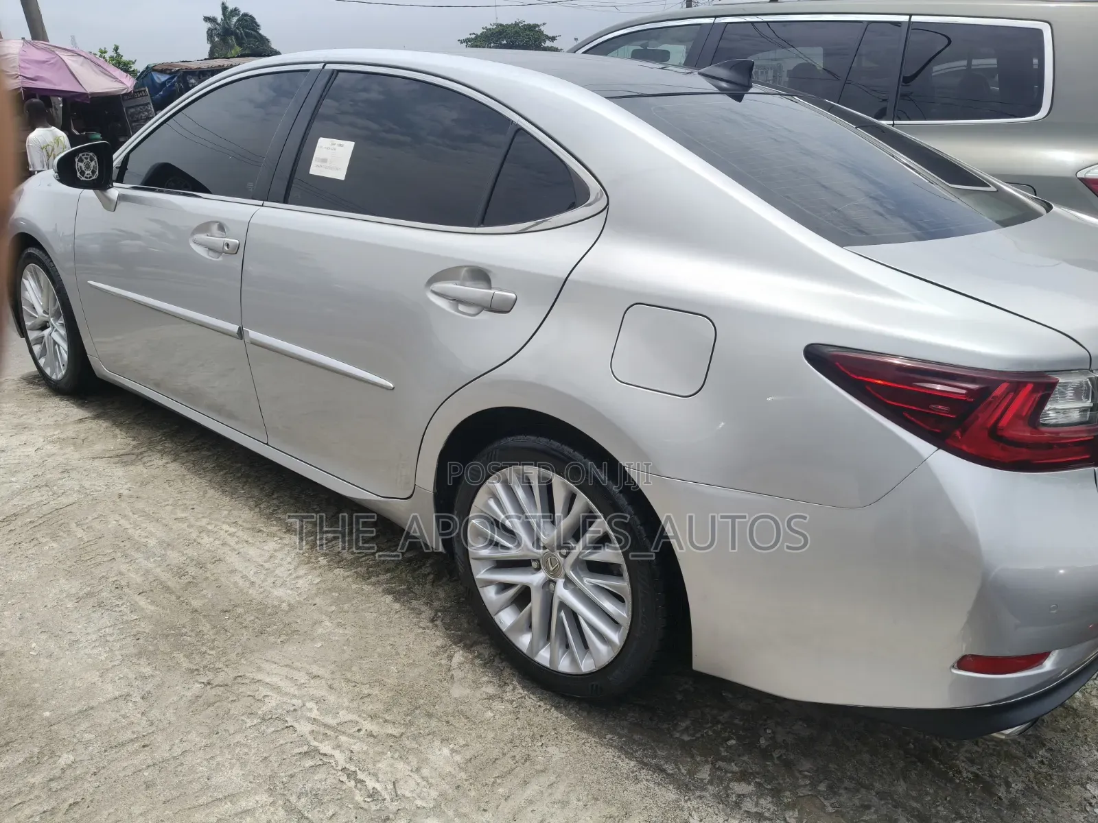 Lexus ES 2017 Silver