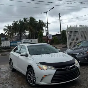Toyota Camry 2015 White