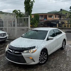 Toyota Camry 2015 White