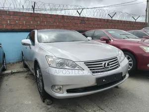 Lexus ES 2012 Silver