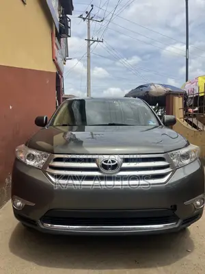 Toyota Highlander Limited 2012 Gray