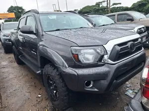 Toyota Tacoma 2015 Black