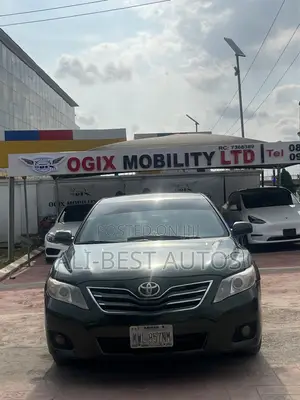 Toyota Camry 2009 Green