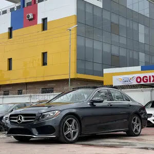 Mercedes-Benz C300 2016 Black