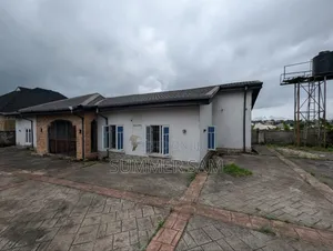 3bdrm Bungalow in Uyo for sale