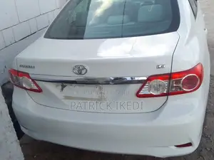 Toyota Corolla 2013 White